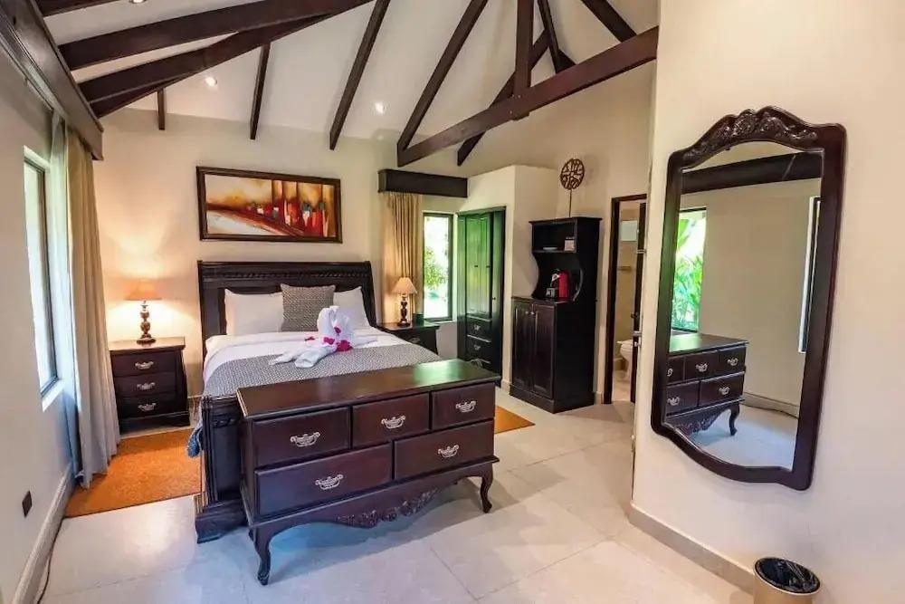 Marenaz Oceanfront Resort - главное фото