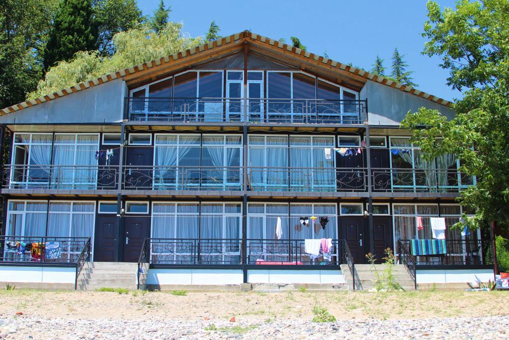 Отель Камарит Новый Афон - главное фото