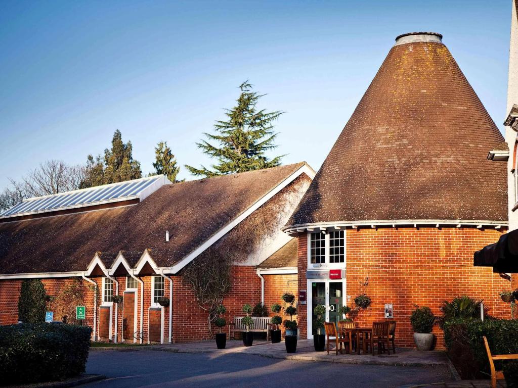 Mercure Tunbridge Wells Hotel - главное фото