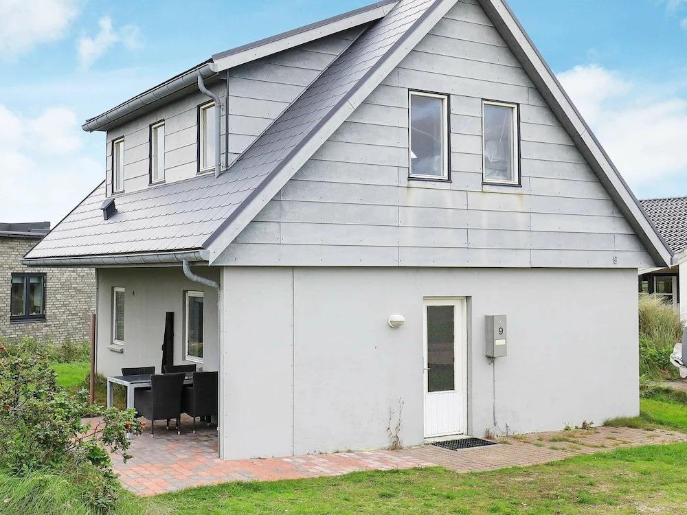 Beautiful Holiday Home in Thisted for Near Sea - главное фото