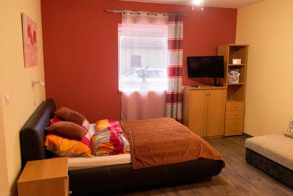 Borostyán Apartmanház - главное фото