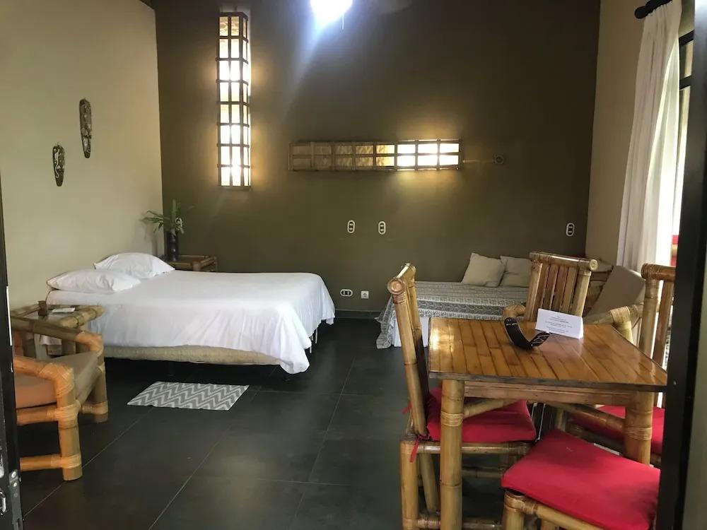 Clandestino Beach - главное фото