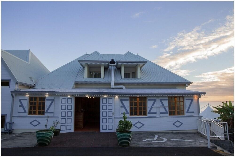 La Fournaise Hotel Restaurant - главное фото