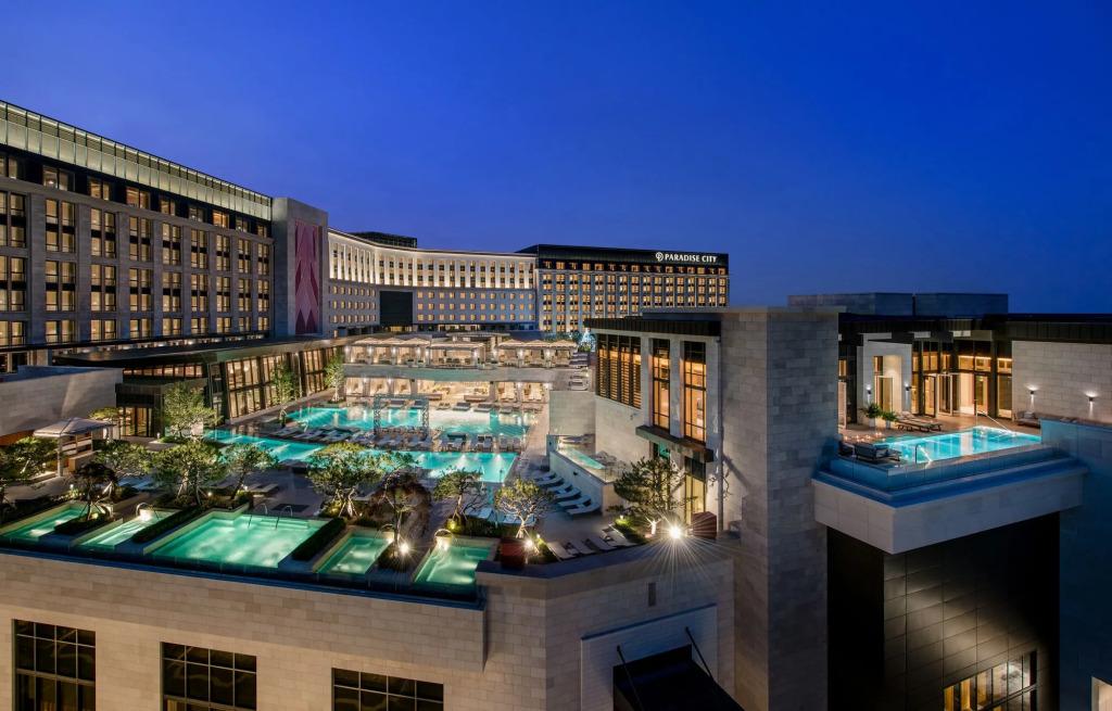 Paradise City - главное фото