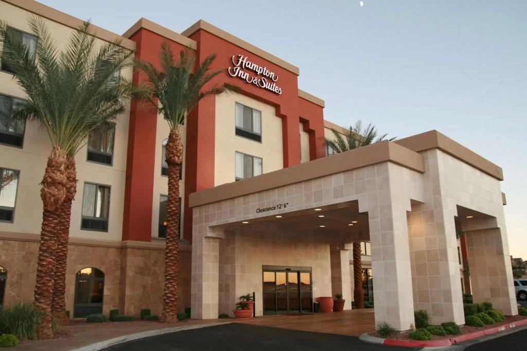 Hampton Inn & Suites Las Vegas South - главное фото