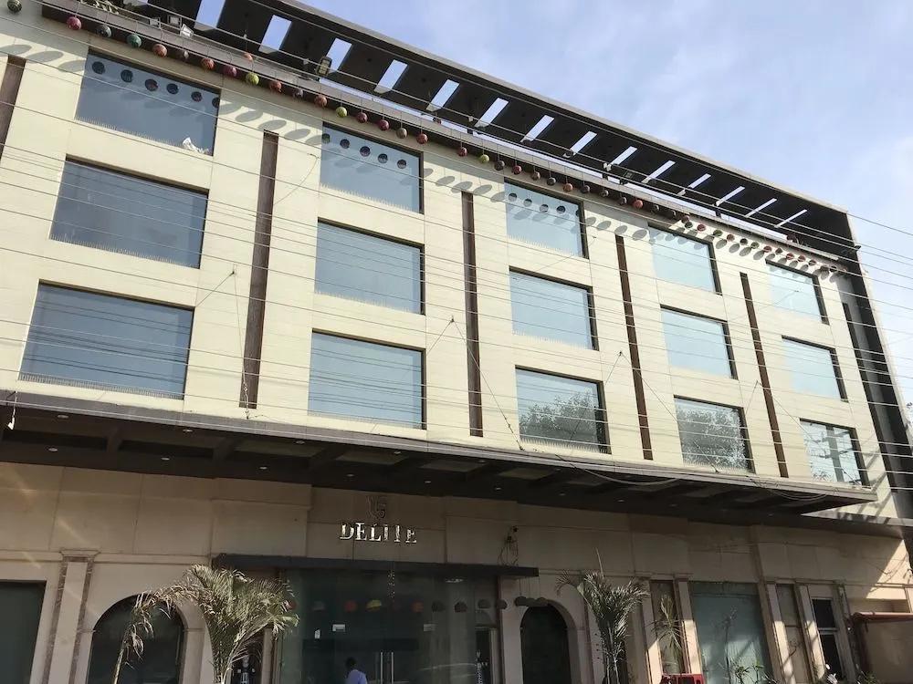 Delite Sarovar Portico Faridabad - главное фото