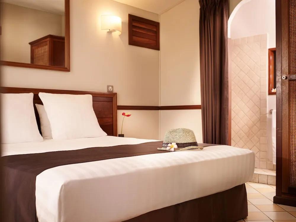 Iloha Seaview Hotel - главное фото