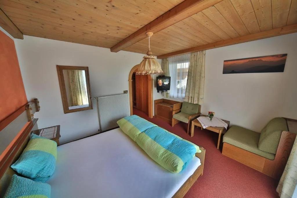 Frühstückspension Jagdhof - главное фото