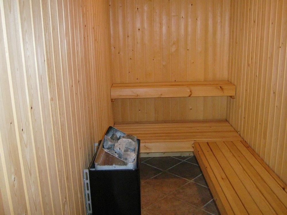 8 Person Holiday Home in Vaeggerlose - главное фото