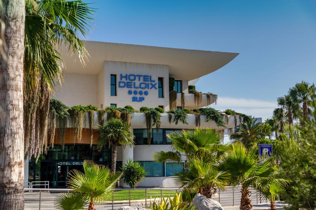 Hotel Deloix Aqua Center - главное фото