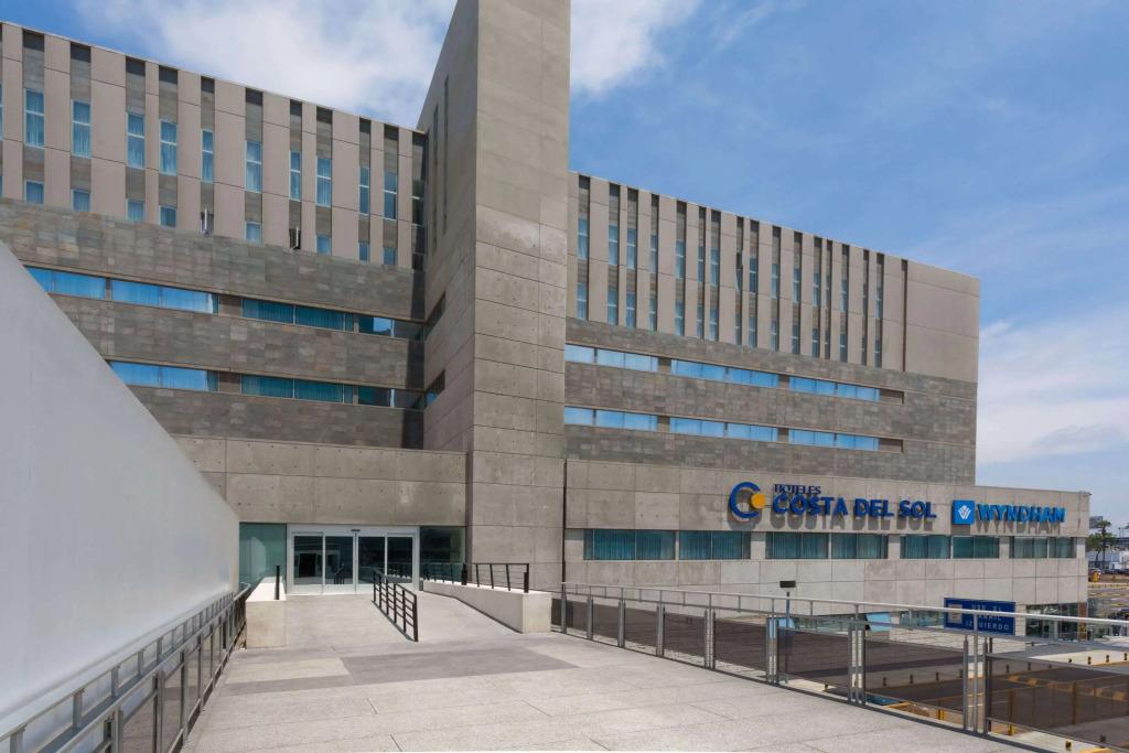 Wyndham Costa Del Sol Lima Airport - главное фото