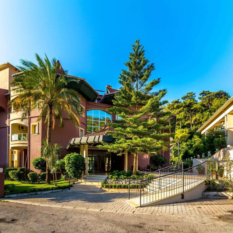 Julian Forest Suites - главное фото