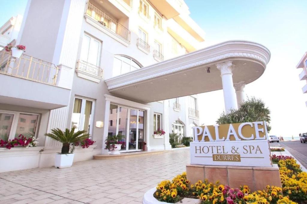 Palace Hotel & SPA - главное фото