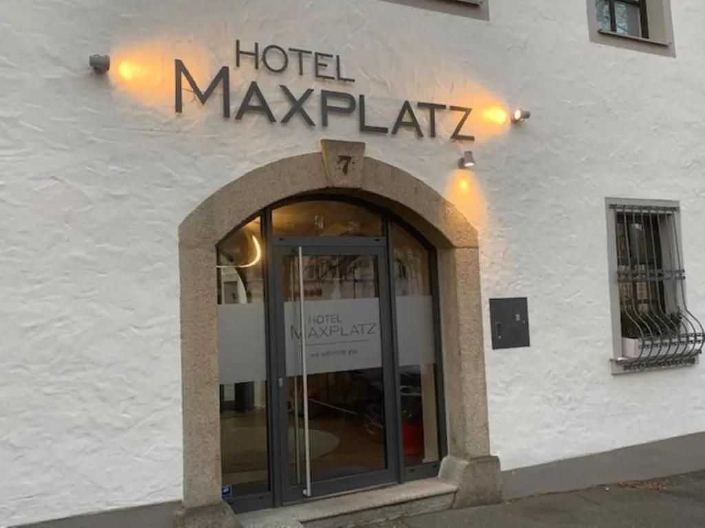Hotel Maxplatz - главное фото
