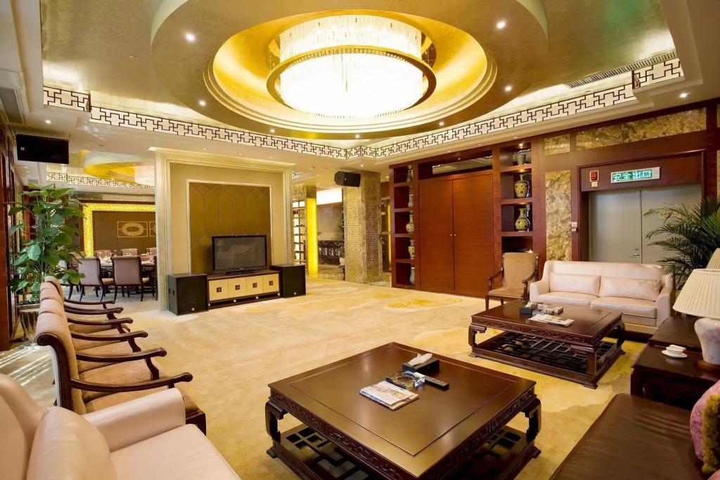 Jinlu International Hotel - главное фото