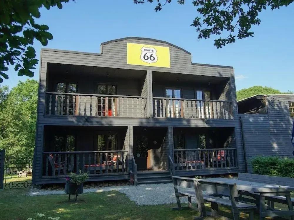 Guest House Western City - главное фото