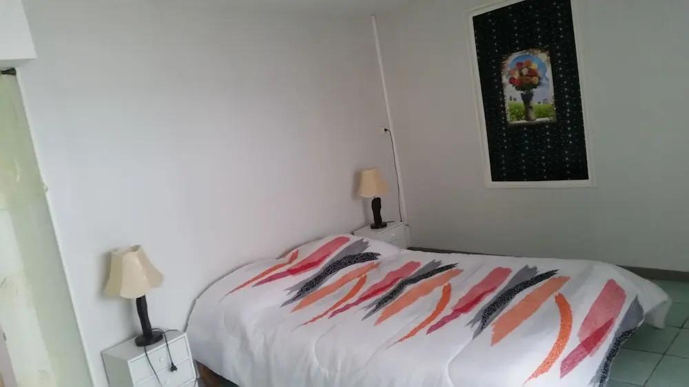 House With 2 Bedrooms in Petite-île, With Wonderful sea View, Furnishe - главное фото