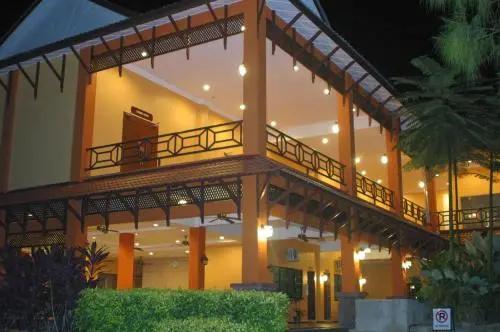 Tanjung Demong Beach Resort - главное фото
