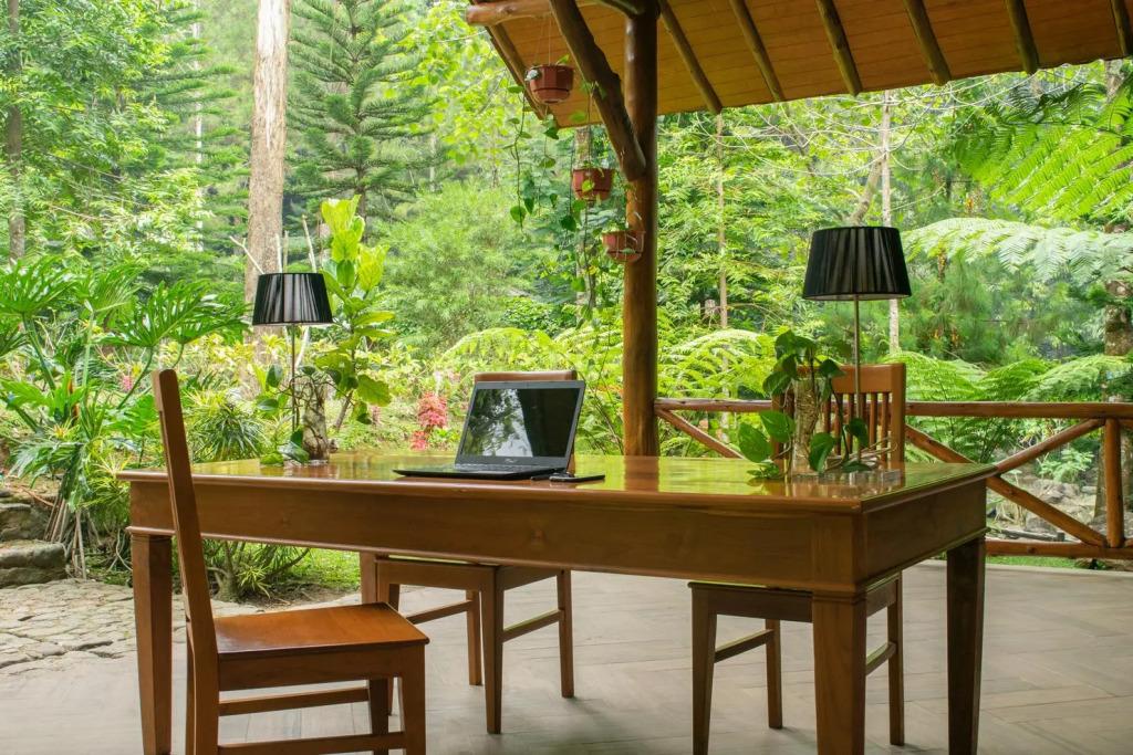Taman Wisata Bougenville - главное фото