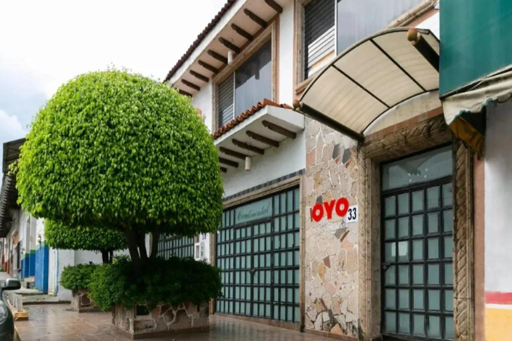 OYO Hotel Continental - главное фото