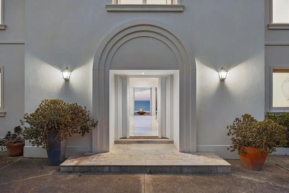 The Bay Crest Manor Views Pool Beach - главное фото