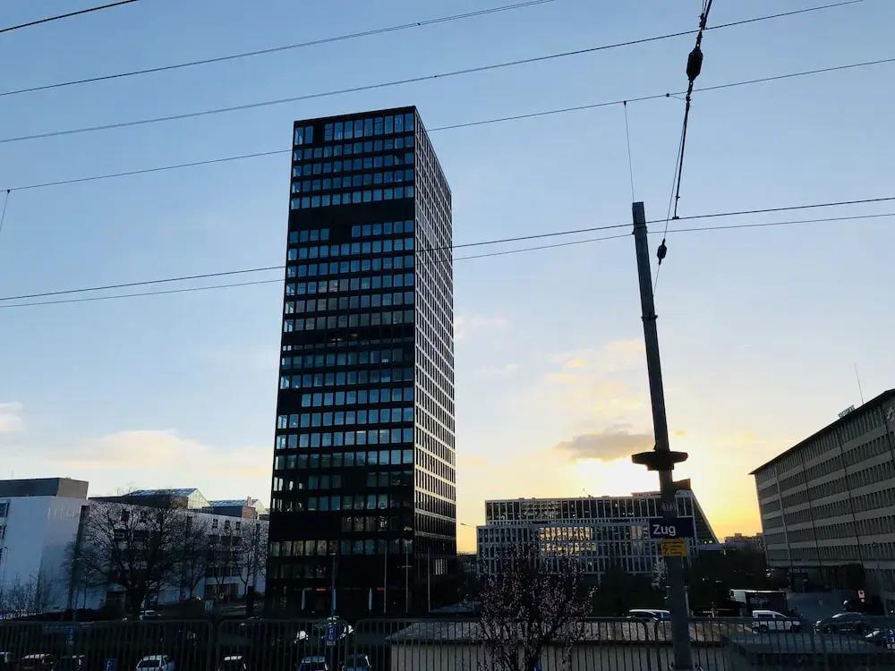 Park Tower City View Apartments - главное фото