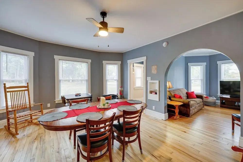 Cozy Hart Getaway w/ Fire Pit < 1 Mi to Lake! - главное фото