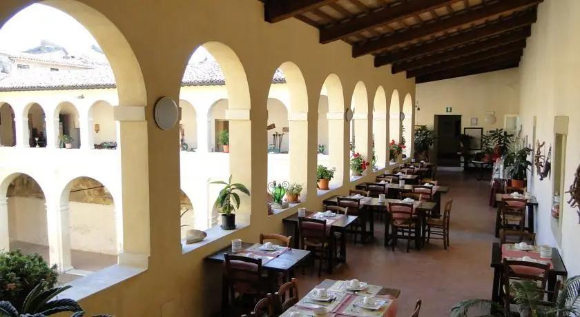 Albergo Il Chiostro di Bevagna - главное фото