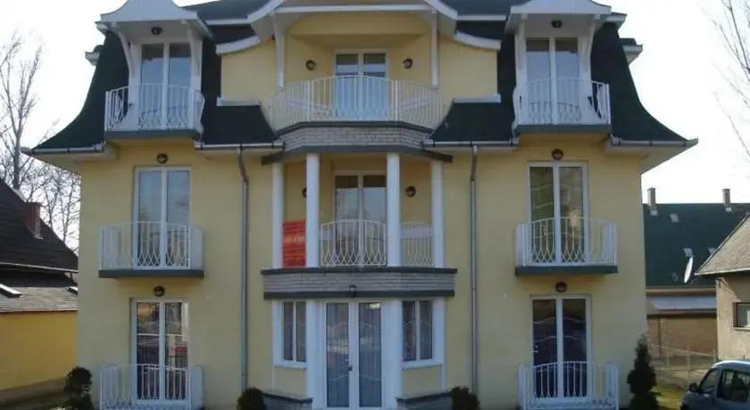 Csiszár Panzió és Apartmanház - главное фото