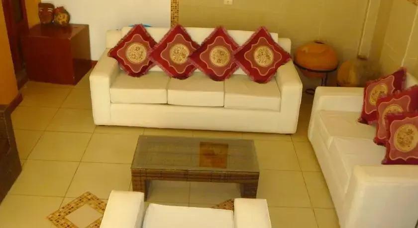 Hotel La Encantada - главное фото