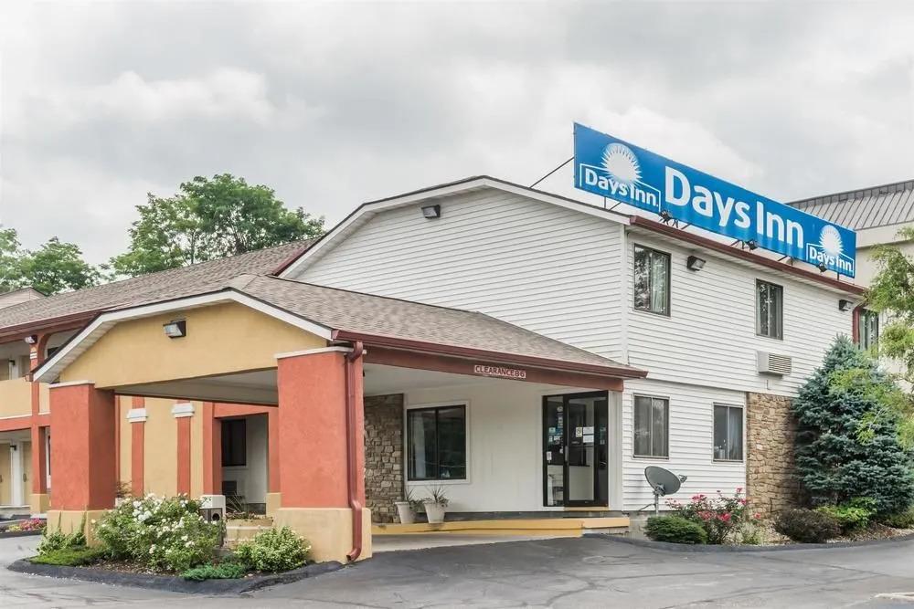 Days Inn Bloomington - главное фото