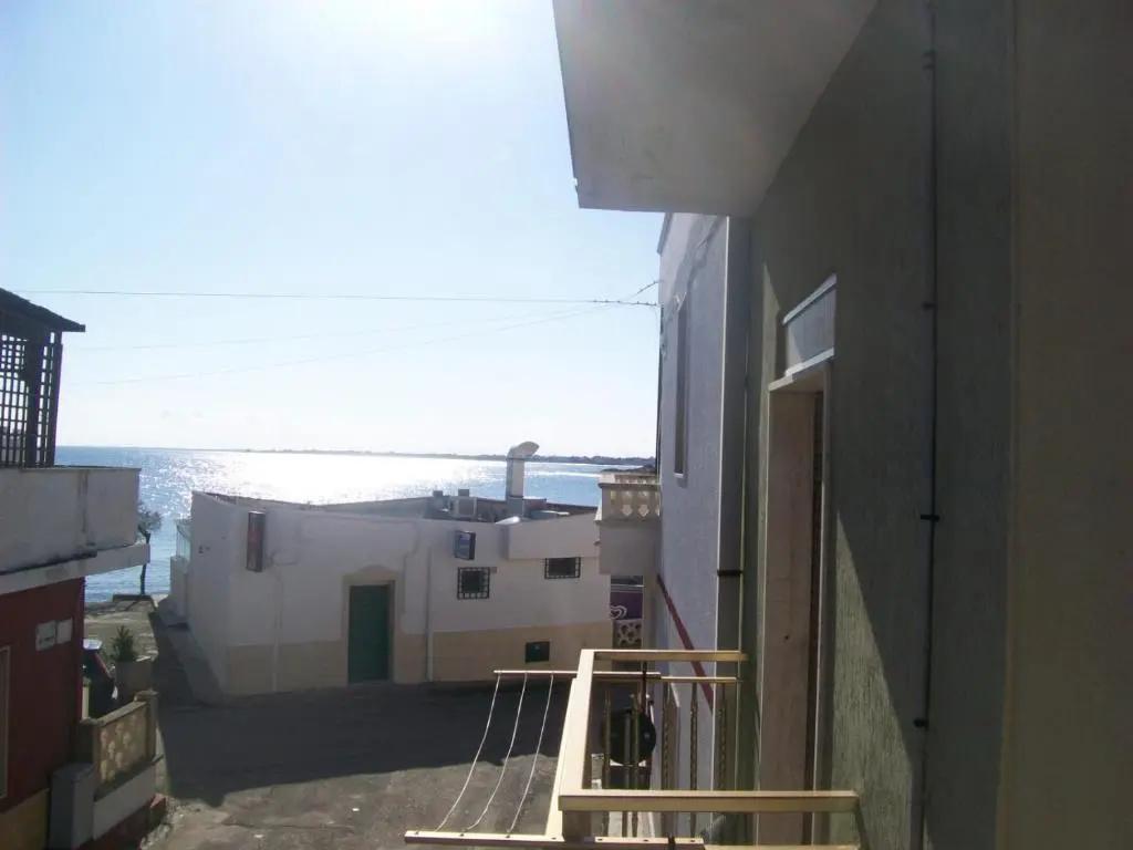 Casa Vacanze a 20 metri dal mare in Salento - главное фото