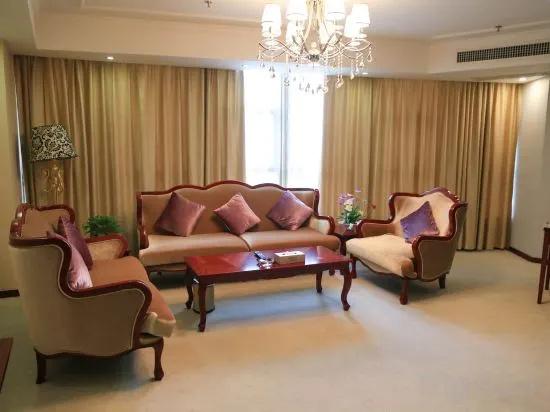 Ronzou International Hotel - главное фото