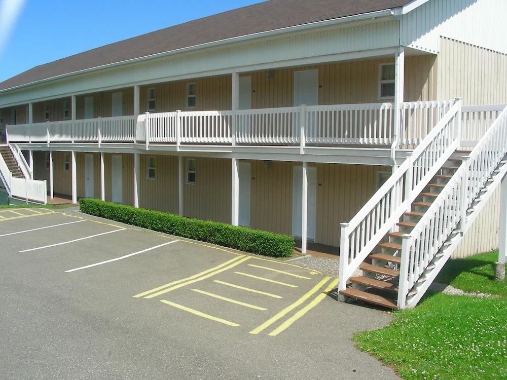 Hôtel Motel La Côte Surprise - главное фото