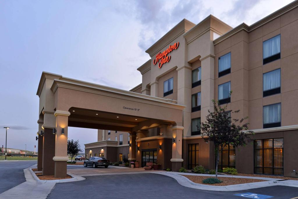 Hampton Inn Evanston - главное фото