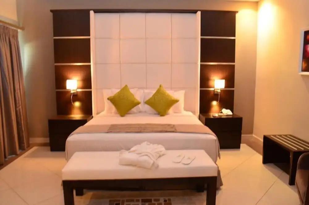 Hotel Seasons and Spa - главное фото