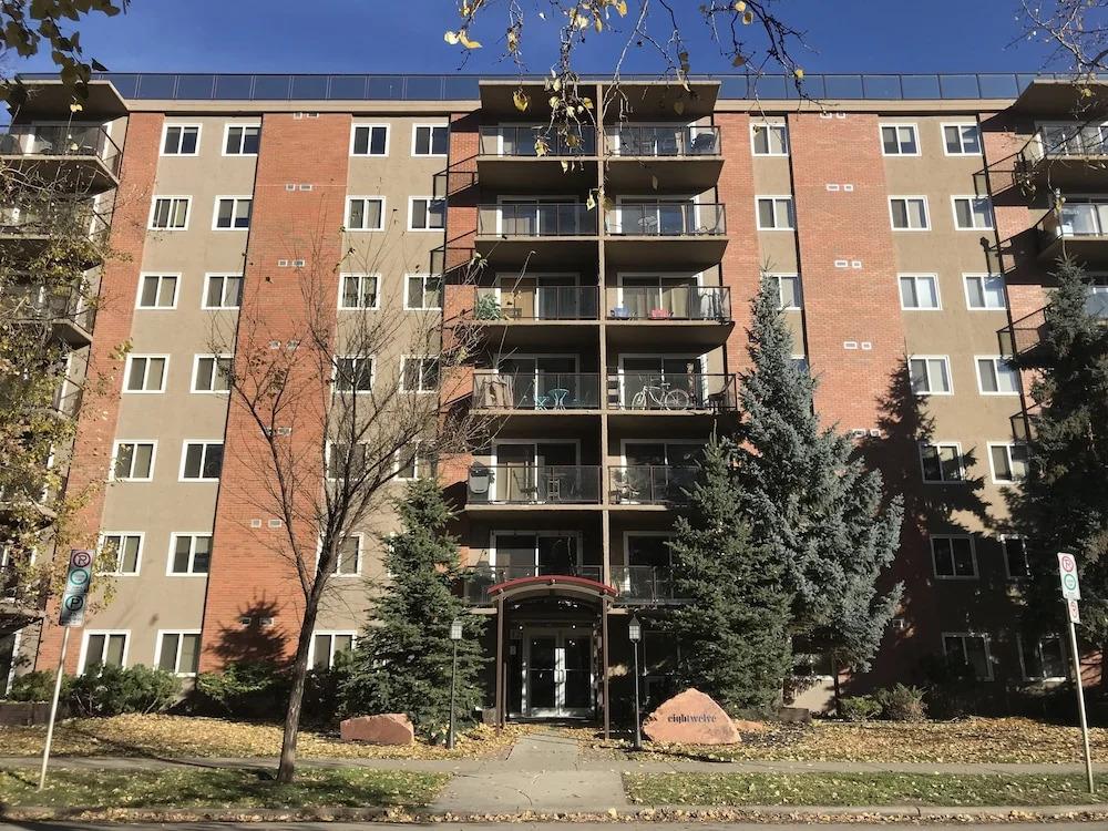 Corporate Suites of Calgary - Eightwelve - главное фото