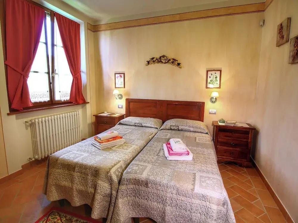 Luxurious Cottage in Lucignano with Pool - главное фото