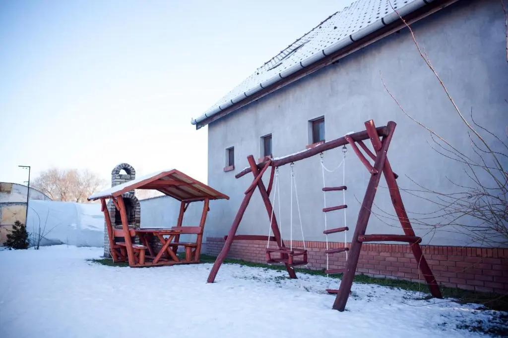 Adonisz Vendégház - главное фото