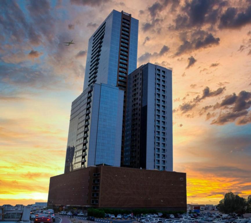 Luxe Grand Hotel Apartments - главное фото