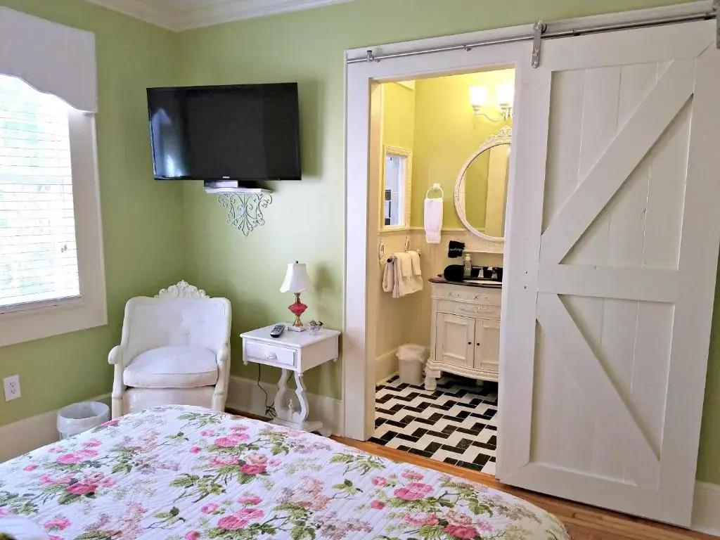 Pettigru Place Bed & Breakfast - главное фото