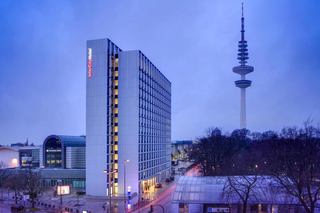 IntercityHotel Hamburg Dammtor-Messe - главное фото