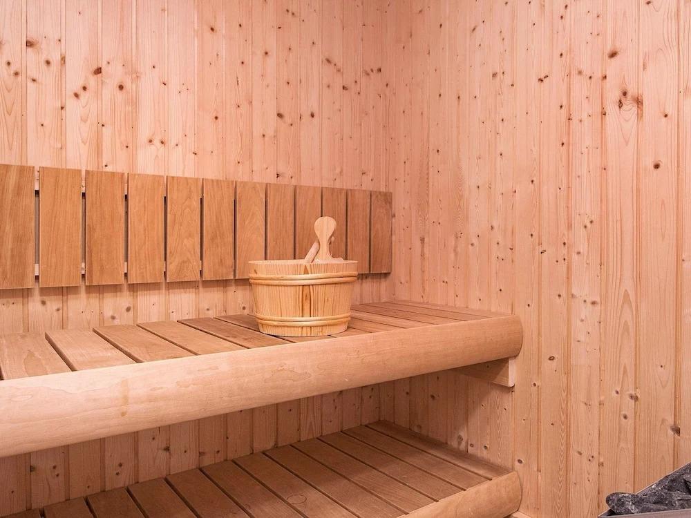 Scenic Holiday Home in Juelsminde Jutland With Garden - главное фото