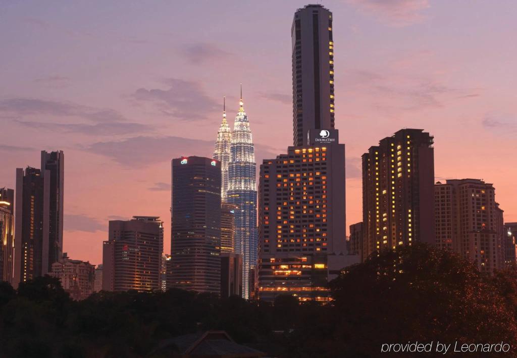 DoubleTree by Hilton Hotel Kuala Lumpur - главное фото
