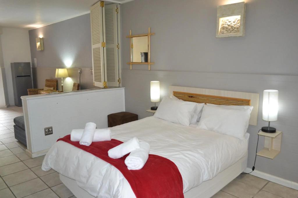 Riviera Hotel - главное фото