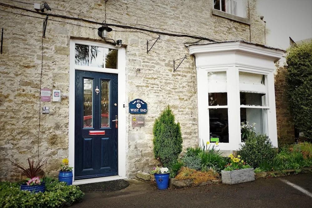 West End Guest House - главное фото