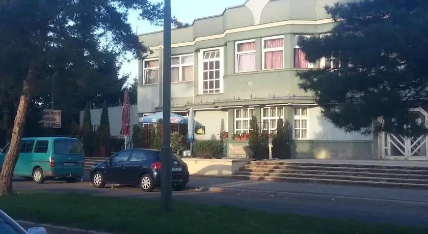 Sportcsarnok Motel - главное фото