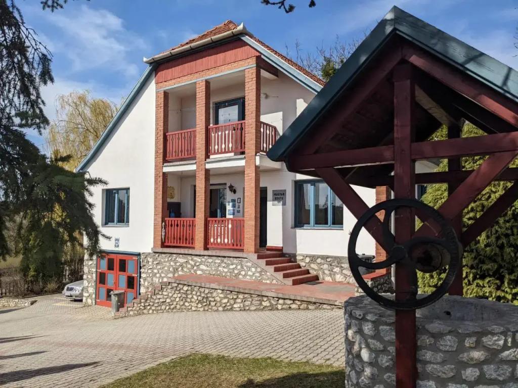 Guest house Magyar Route 66 - главное фото