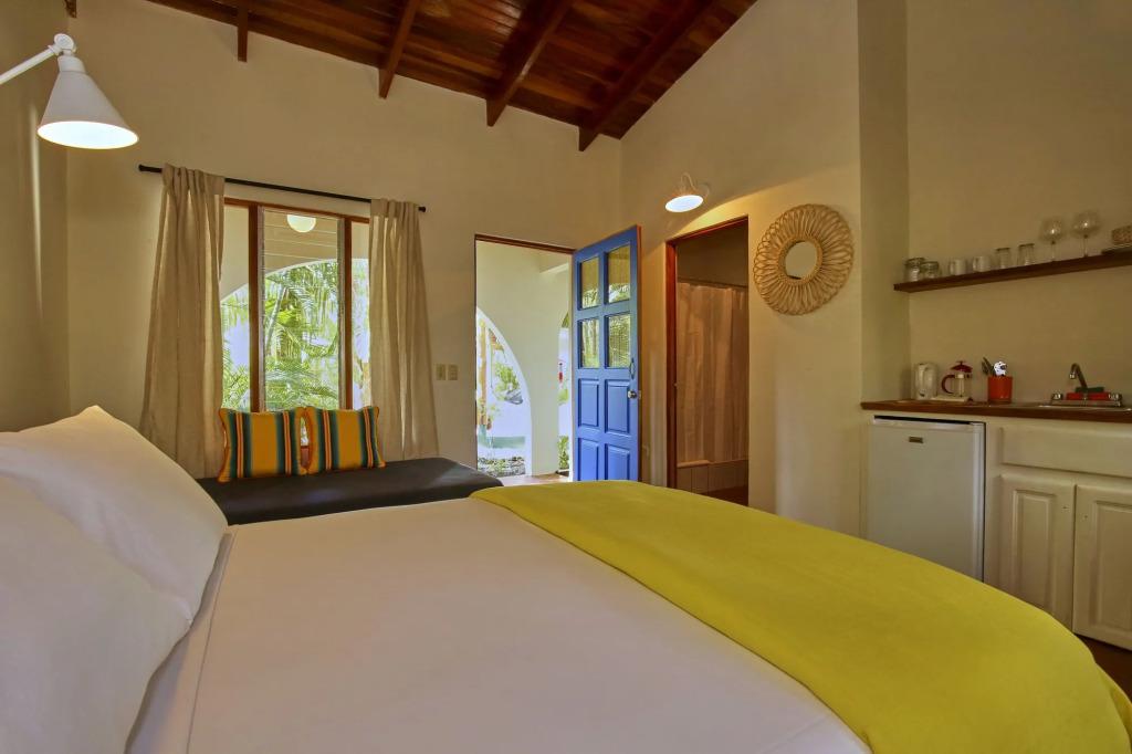 Sunset Shack Hotel - главное фото