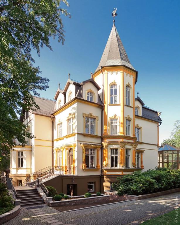 Grape Hotel - главное фото